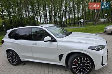 Внедорожник / Кроссовер BMW X5 2024 в 
