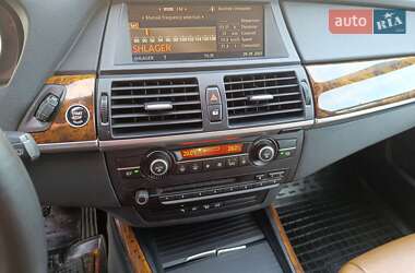 Позашляховик / Кросовер BMW X5 2007 в 