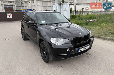 Внедорожник / Кроссовер BMW X5 2011 в 