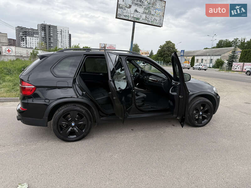 Внедорожник / Кроссовер BMW X5 2011 в Киеве