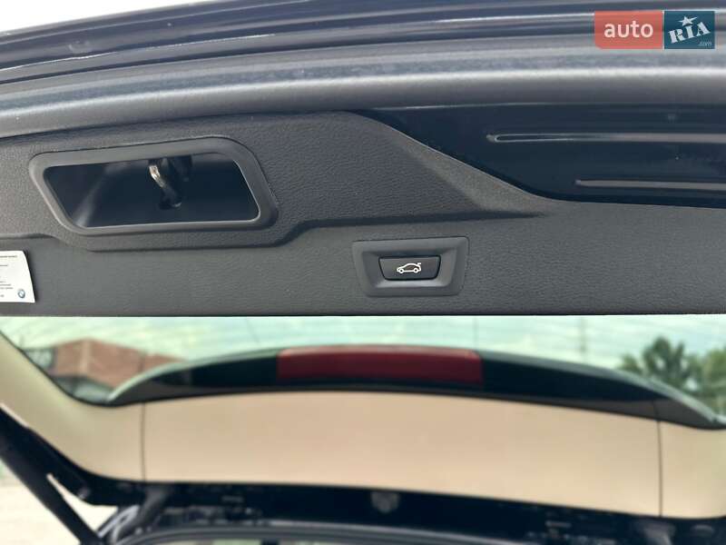 Внедорожник / Кроссовер BMW X5 2015 в Киеве