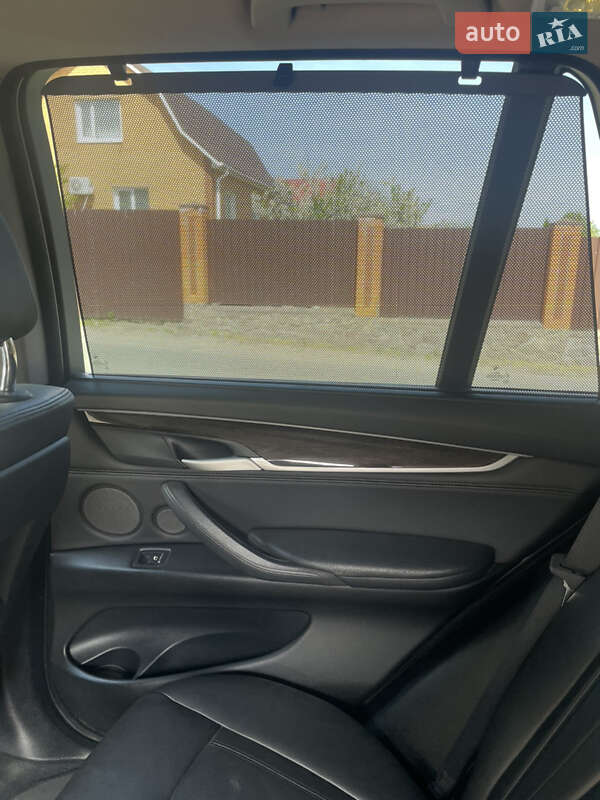 Внедорожник / Кроссовер BMW X5 2015 в Буче