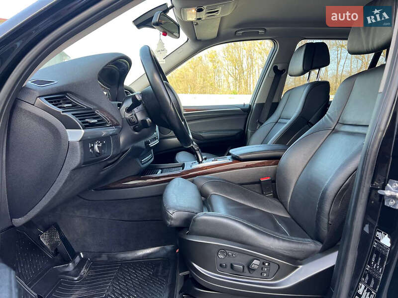 Позашляховик / Кросовер BMW X5 2011 в Подільську