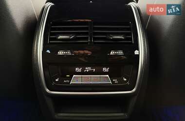 Внедорожник / Кроссовер BMW X5 2021 в 