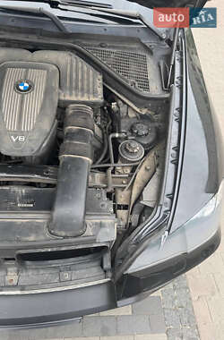 Внедорожник / Кроссовер BMW X5 2008 в 