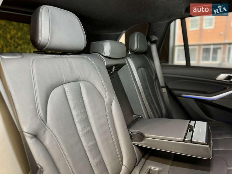 Позашляховик / Кросовер BMW X5 2020 в Києві