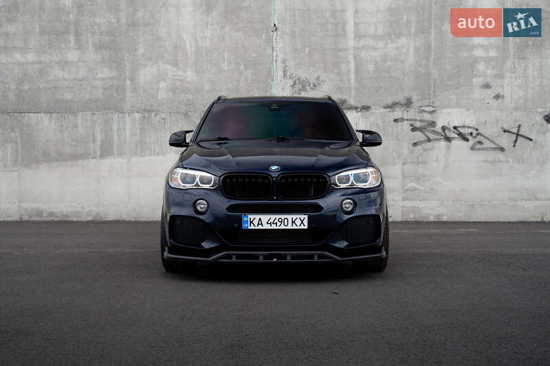 Позашляховик / Кросовер BMW X5 2017 в Києві