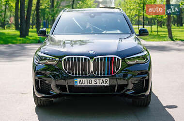 Внедорожник / Кроссовер BMW X5 2022 в 