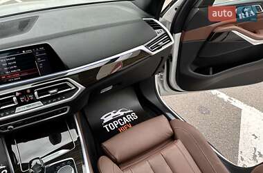 Внедорожник / Кроссовер BMW X5 2018 в 
