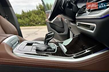 Внедорожник / Кроссовер BMW X5 2018 в 