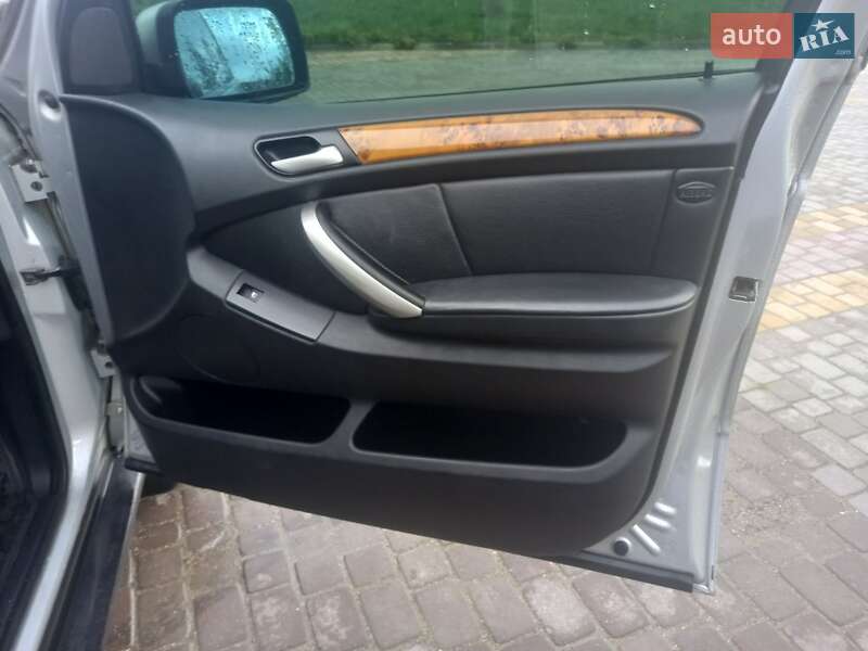 Внедорожник / Кроссовер BMW X5 2003 в Теофиполе