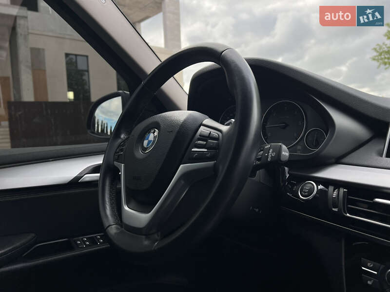 Позашляховик / Кросовер BMW X5 2015 в Одесі