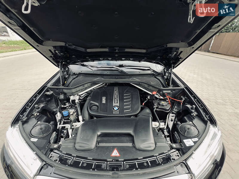 Позашляховик / Кросовер BMW X5 2015 в Одесі