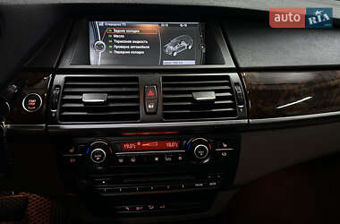 Внедорожник / Кроссовер BMW X5 2010 в 