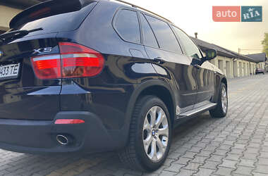 Внедорожник / Кроссовер BMW X5 2009 в 