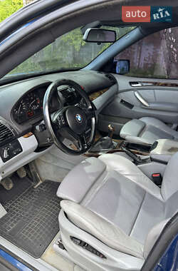 Внедорожник / Кроссовер BMW X5 2001 в 