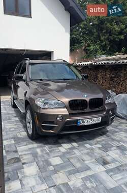 Позашляховик / Кросовер BMW X5 2013 в Рівному