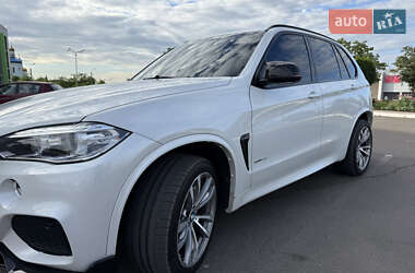 Позашляховик / Кросовер BMW X5 2015 в 