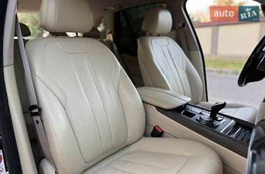 Внедорожник / Кроссовер BMW X5 2015 в 