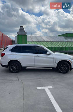 Внедорожник / Кроссовер BMW X5 2014 в 