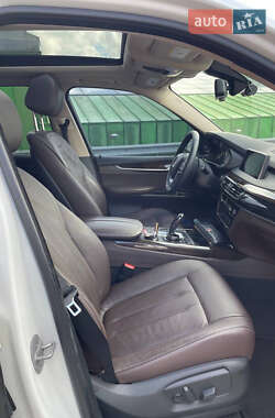 Внедорожник / Кроссовер BMW X5 2014 в 