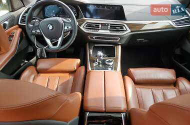 Позашляховик / Кросовер BMW X5 2021 в 