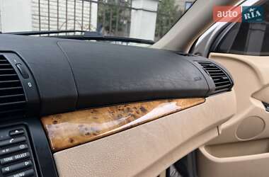 Позашляховик / Кросовер BMW X5 2005 в 