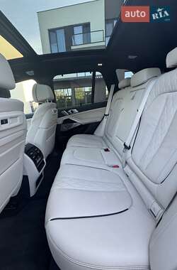 Внедорожник / Кроссовер BMW X5 2019 в 