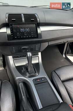 Внедорожник / Кроссовер BMW X5 2004 в 