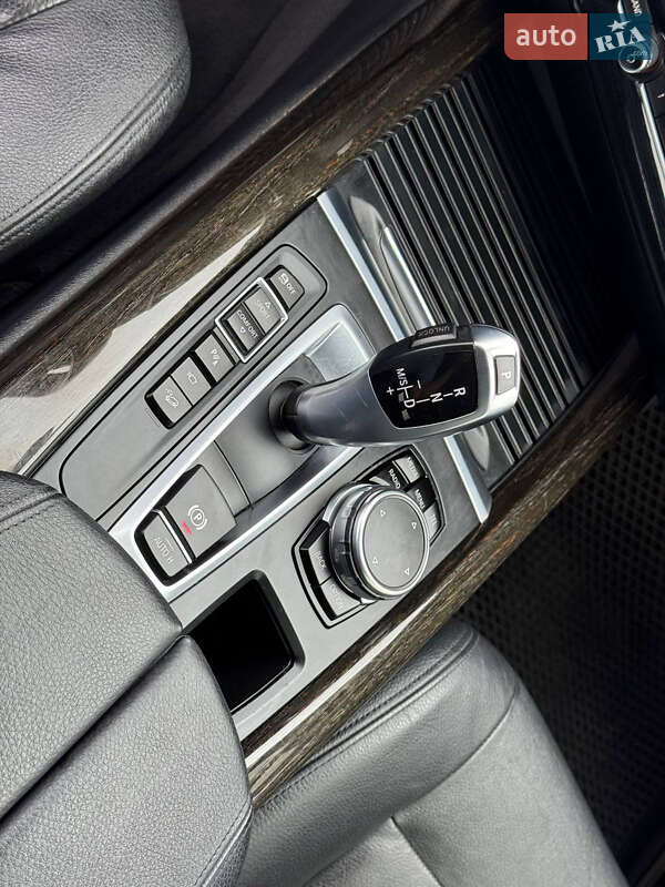 Позашляховик / Кросовер BMW X5 2015 в Києві