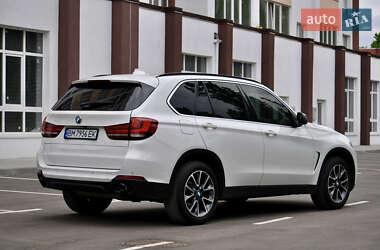 Позашляховик / Кросовер BMW X5 2017 в 
