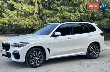 Позашляховик / Кросовер BMW X5 2019 в 