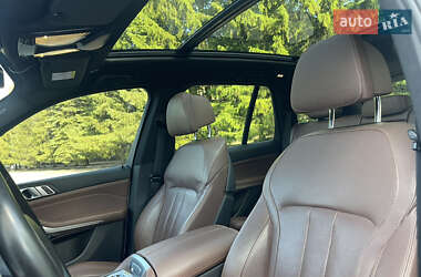 Позашляховик / Кросовер BMW X5 2019 в 