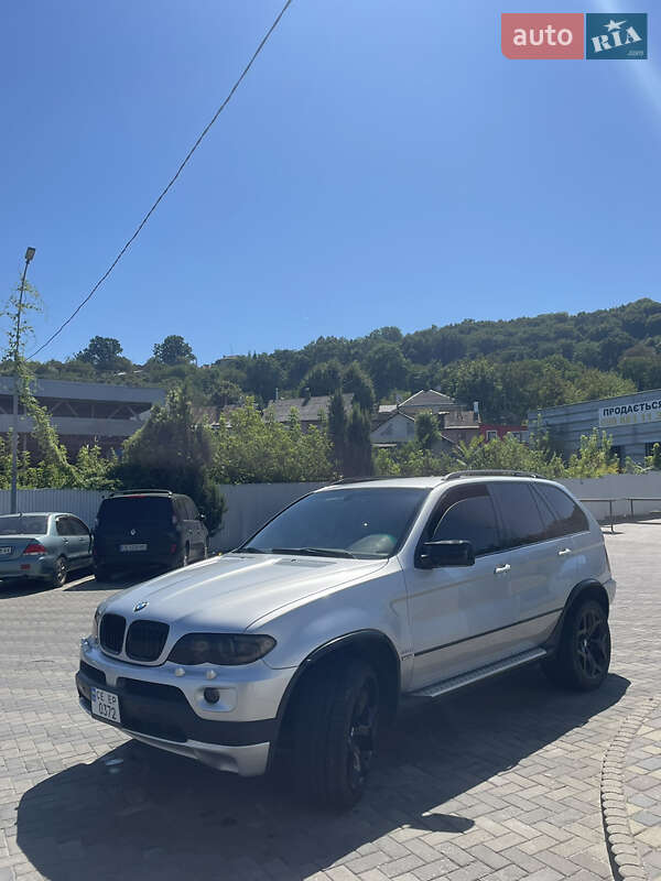 Внедорожник / Кроссовер BMW X5 2004 в Черновцах