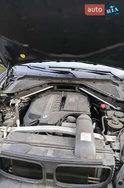Внедорожник / Кроссовер BMW X5 2011 в Ужгороде