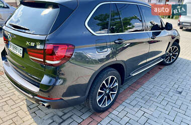 Внедорожник / Кроссовер BMW X5 2015 в 