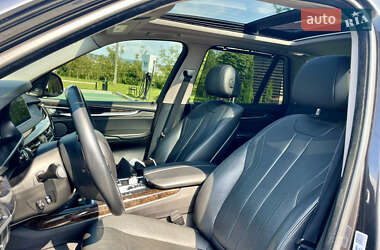 Внедорожник / Кроссовер BMW X5 2015 в 