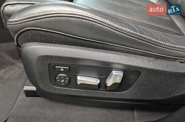 Позашляховик / Кросовер BMW X5 2020 в 