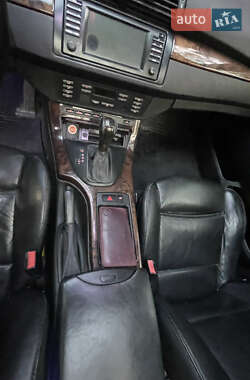 Позашляховик / Кросовер BMW X5 2004 в 