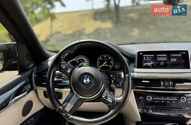 Внедорожник / Кроссовер BMW X5 2015 в 