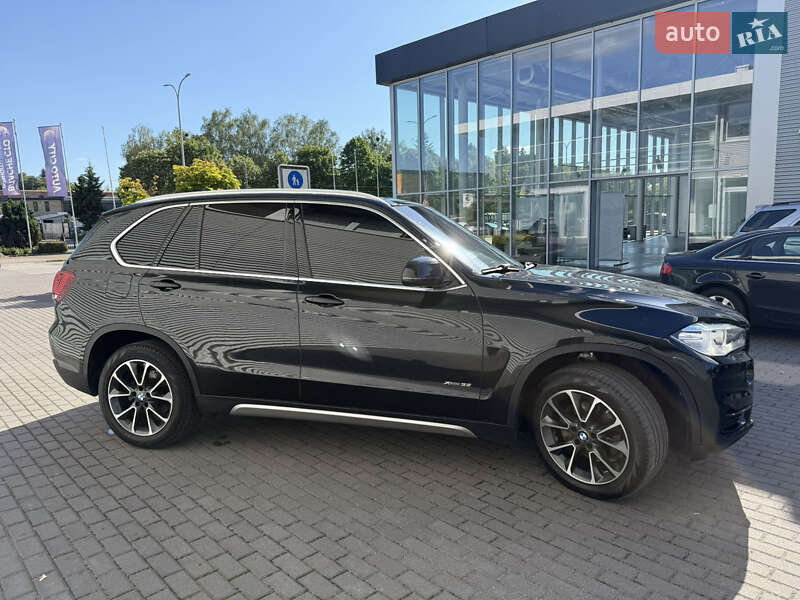 Внедорожник / Кроссовер BMW X5 2017 в Ровно