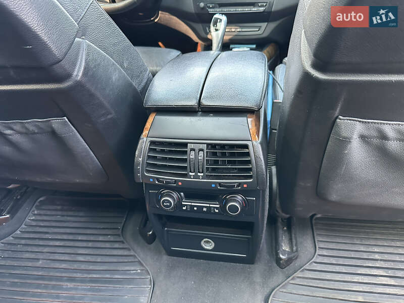 Позашляховик / Кросовер BMW X5 2009 в Черкасах