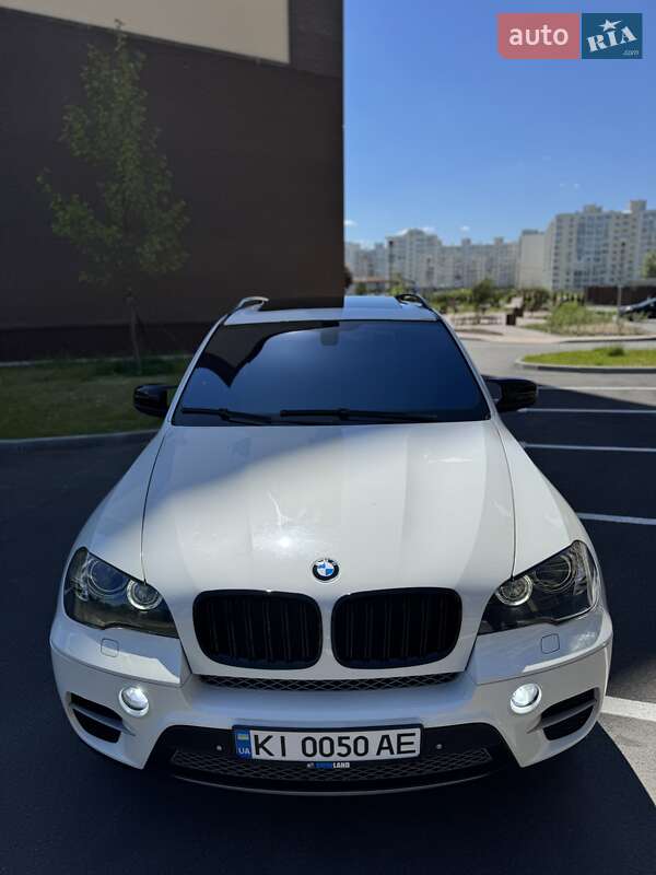 Внедорожник / Кроссовер BMW X5 2011 в Чернигове