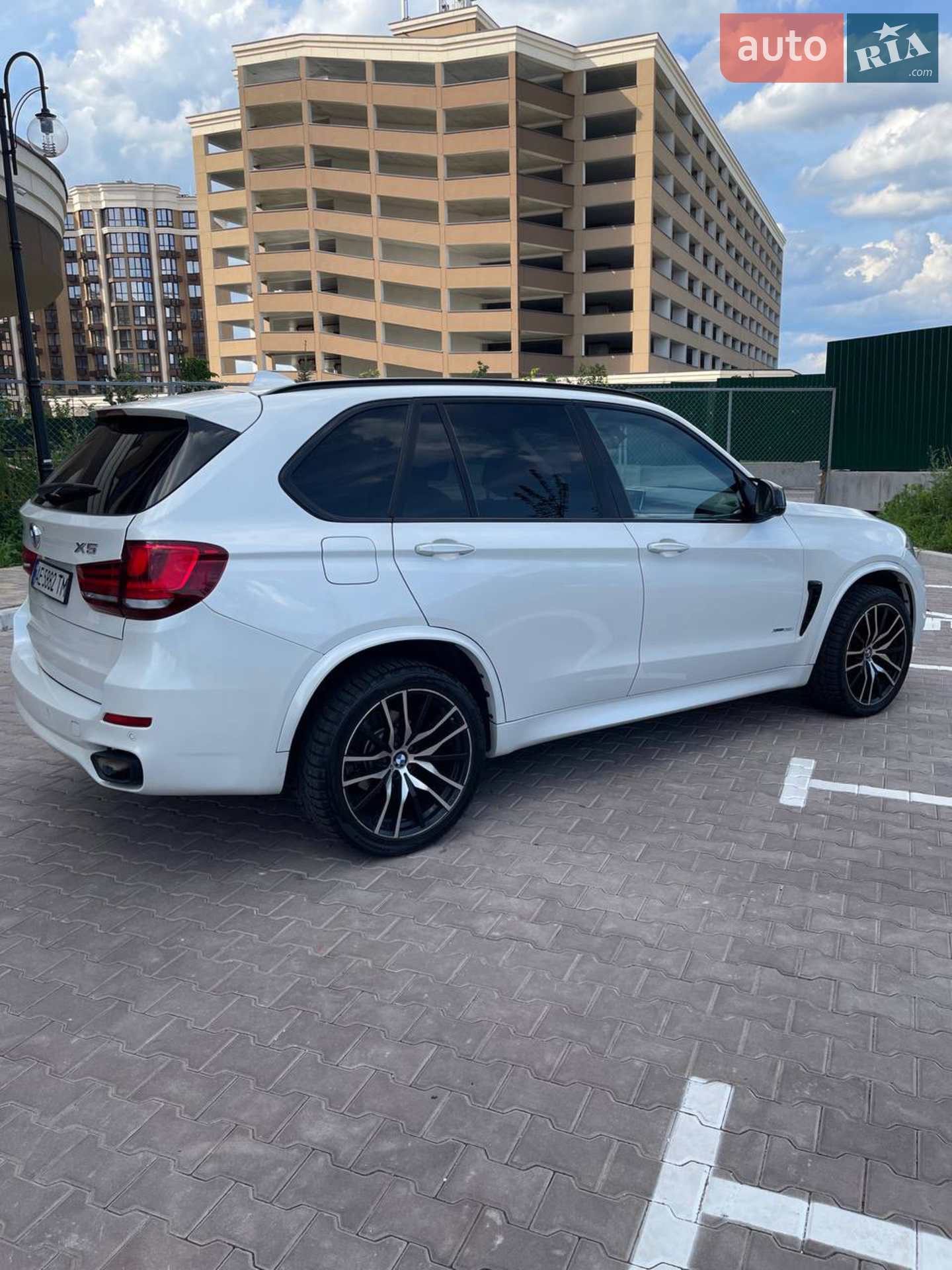 2015 BMW X5 - мініатюра 3