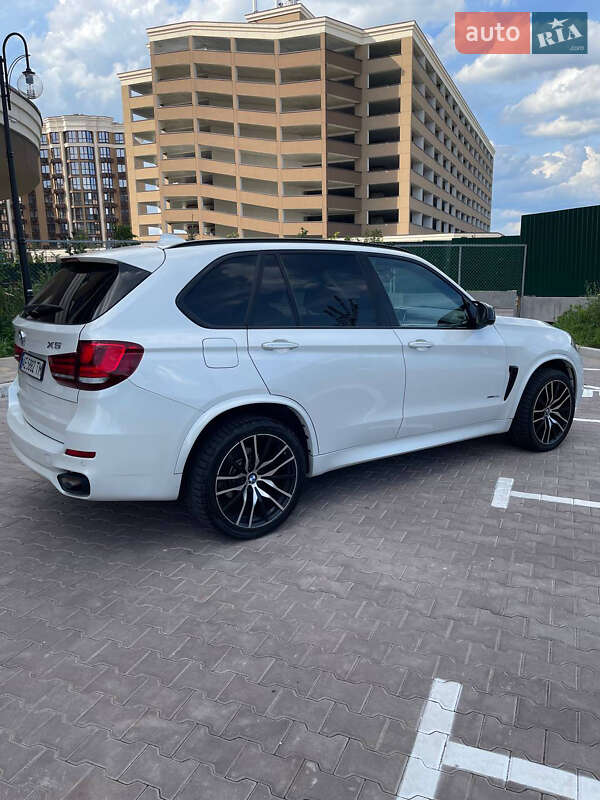 Внедорожник / Кроссовер BMW X5 2015 в Киеве