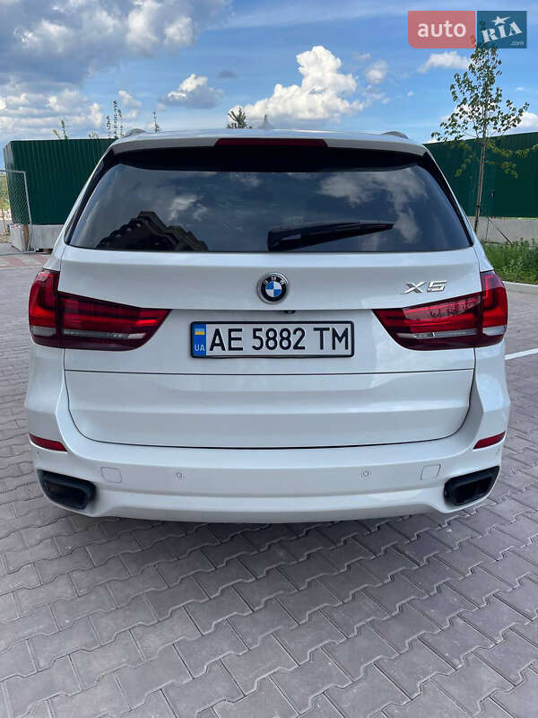 Внедорожник / Кроссовер BMW X5 2015 в Киеве