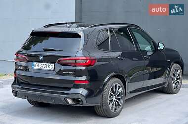 Внедорожник / Кроссовер BMW X5 2022 в 