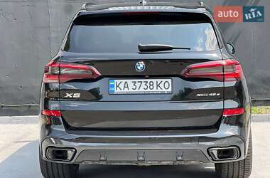 Внедорожник / Кроссовер BMW X5 2022 в 