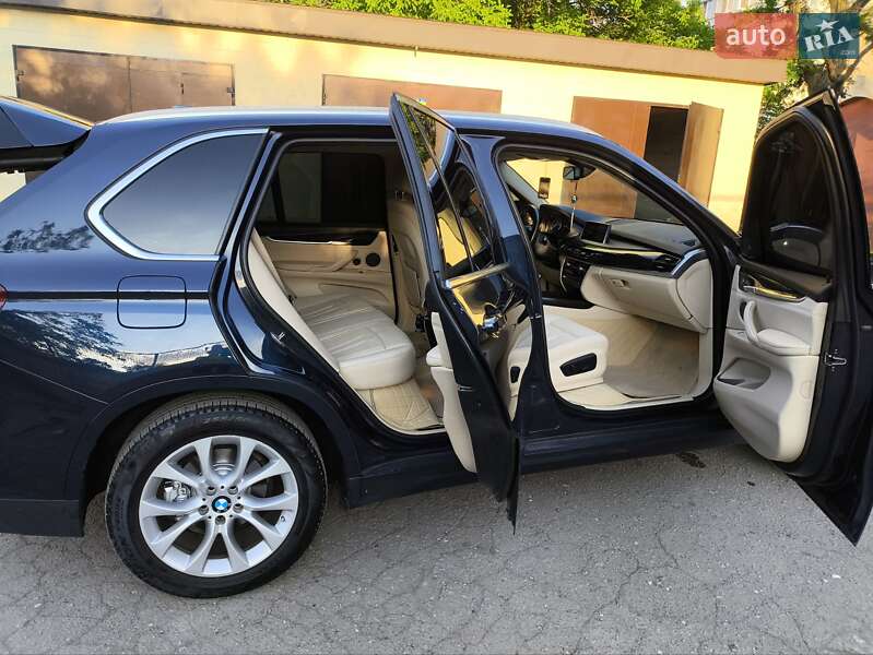 Позашляховик / Кросовер BMW X5 2014 в Кропивницькому