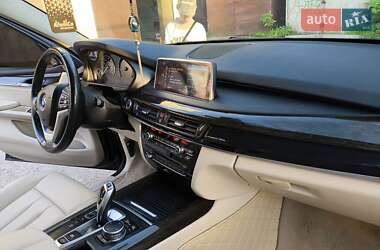 Позашляховик / Кросовер BMW X5 2014 в 